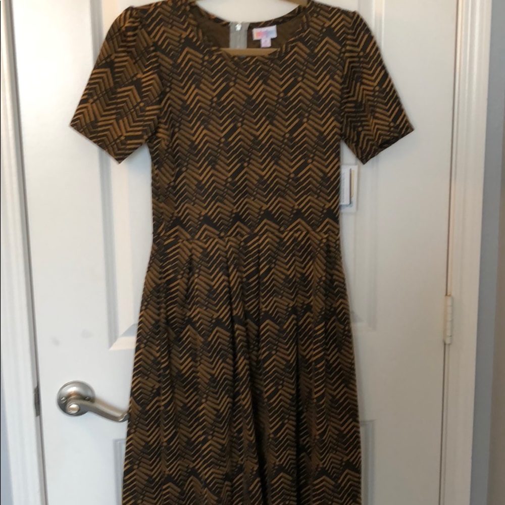 LuLaRoe Amelia dress medium